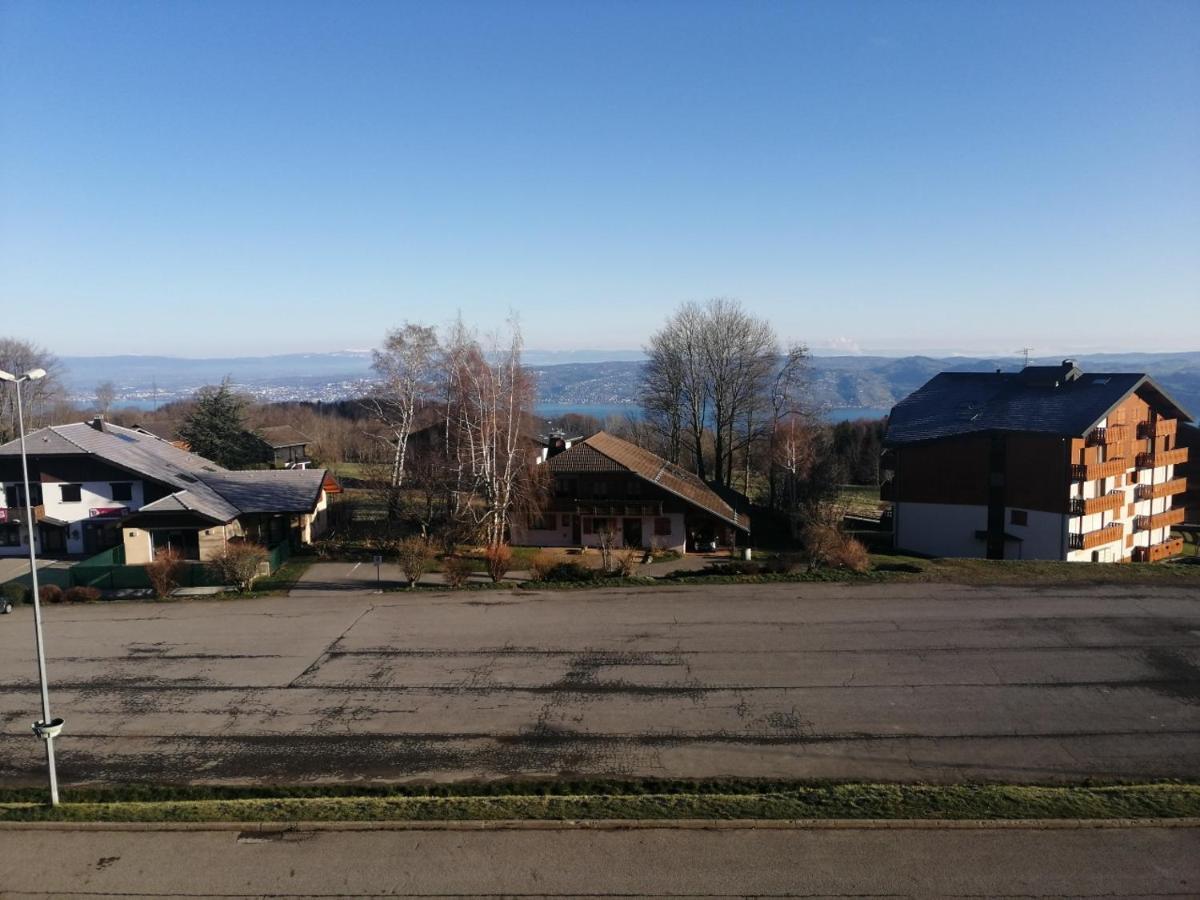 Le Balcon Des Memises Lägenhet Thollon-les-Memises Exteriör bild