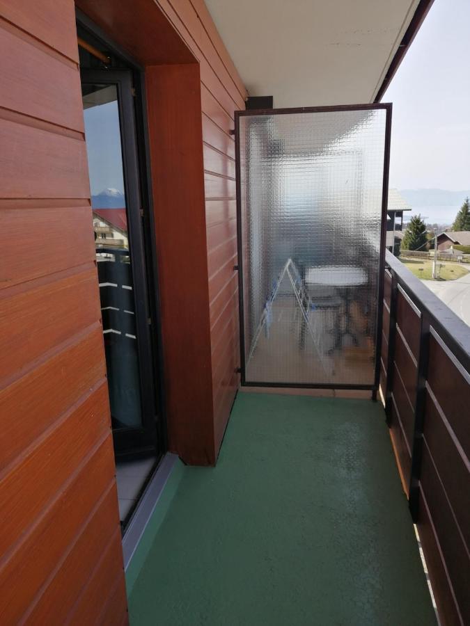Le Balcon Des Memises Lägenhet Thollon-les-Memises Exteriör bild